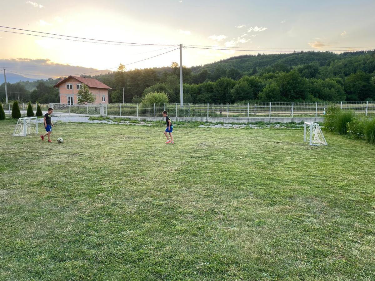 Ferienhaus Vikendica Twins *