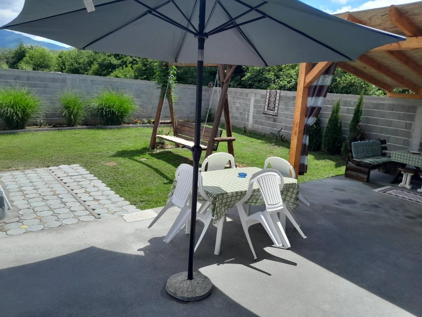 Vikendica Twins Ferienhaus